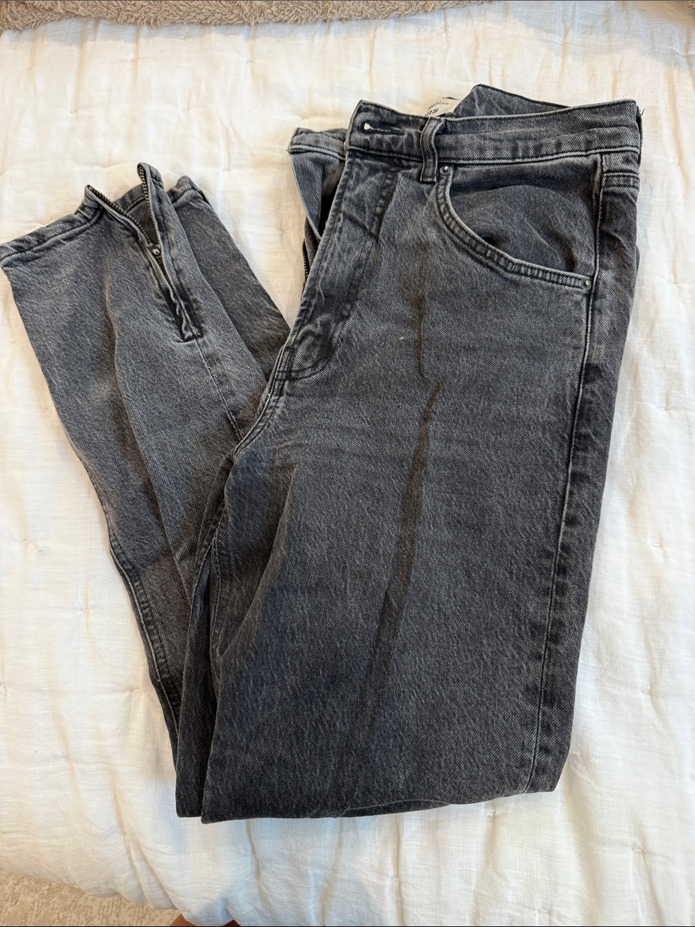 Reformation Skinny Jeans in Washed Black